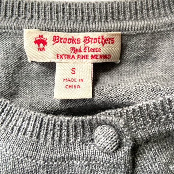 Brooks Bros. Gray Fleece grandma core extra fine merino wool sweater  SZ  S - Picture 5 of 8